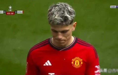 纽约尼克斯迎足总杯关键赛，今夜扳平良机，质疑声仍在，数据趋势出现新变化的简单介绍-lol全球总决赛官方网址